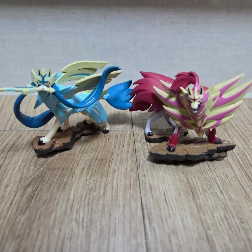 [BUNJANG] Kaiyodo Pokemon TCG Figure Zacian &amp; Zamazenta Shiny / 포켓몬 카이요도 tcg 피규어 자시안 자마젠타 이로치