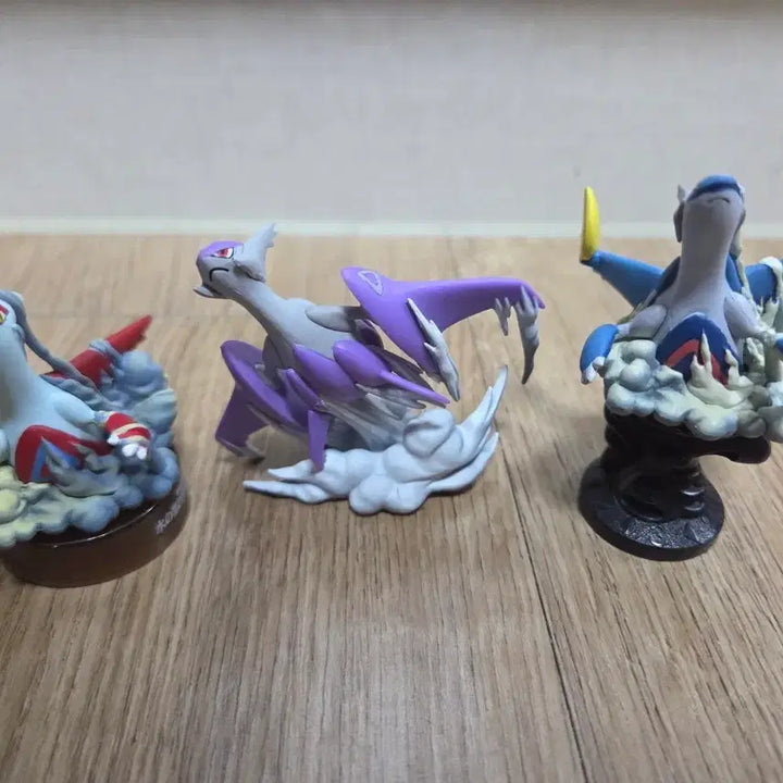[BUNJANG] Kaiyodo Latias and Latios Mega Evolution Figures / 포켓몬 카이요도 라티아스 라티오스 메가 피규어