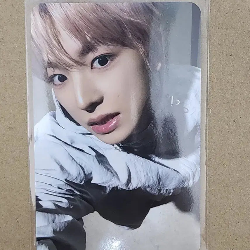 [BUNJANG] NCT 10th Anniversary Pop-up Yushi Photocard / 엔시티 10주년 팝업 5만원 포카 유우시