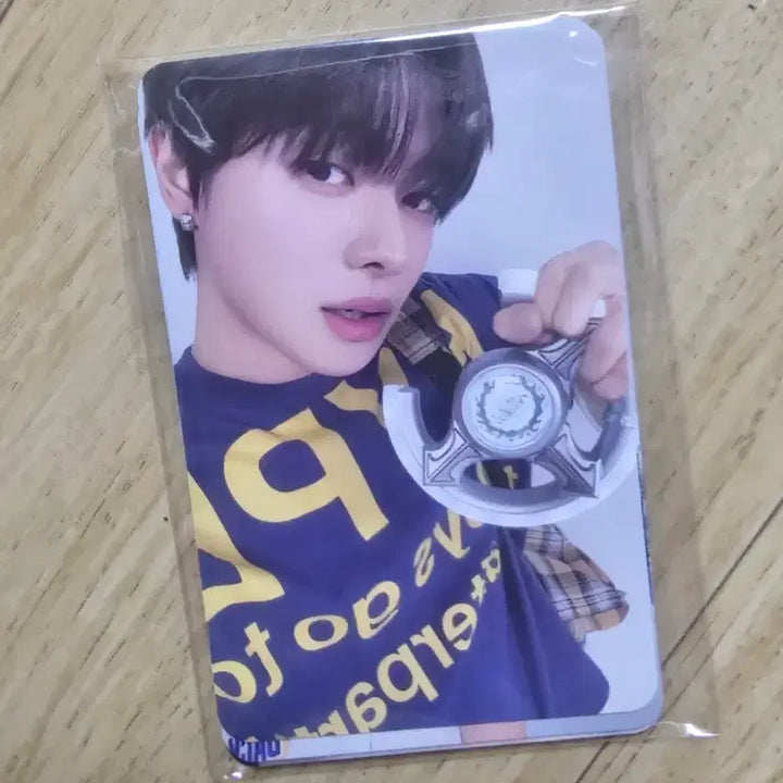 [BUNJANG] ALPHADRIVEWON Alphadrivewon Support Light Stick Photocard Bundle Set / 알디원 알파드라이브원 응원봉 포토카드 일괄