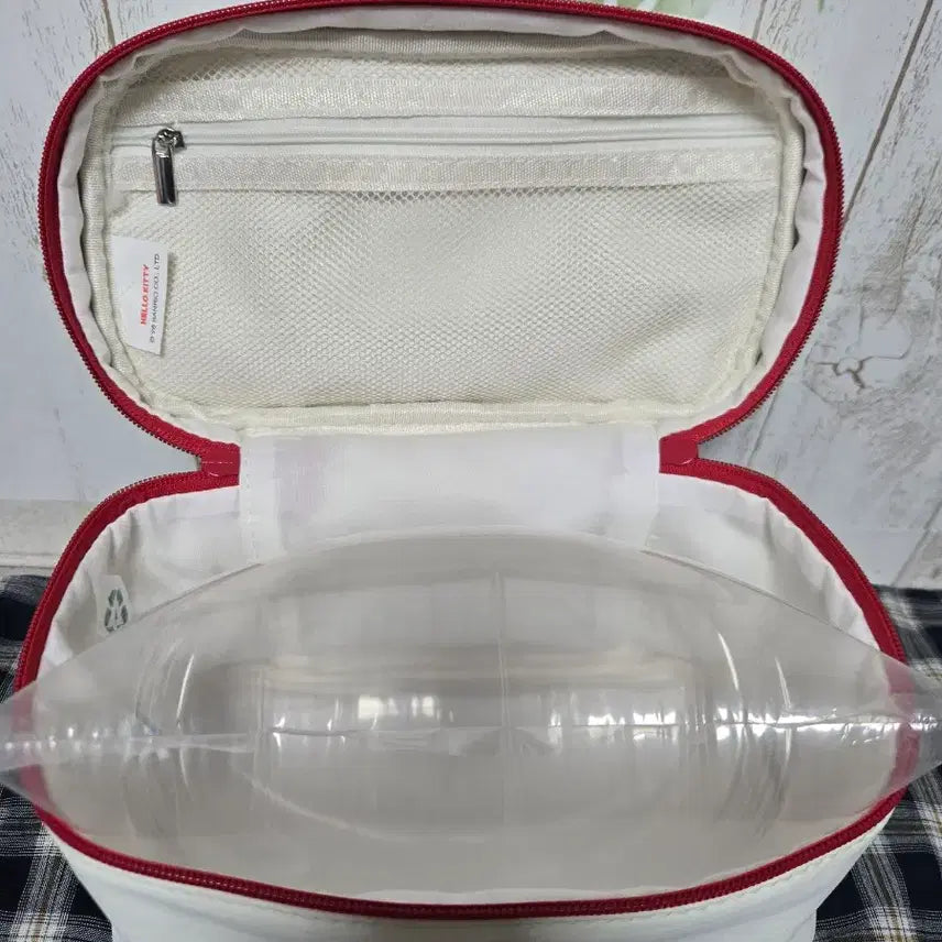 [BUNJANG] Sanrio Hello Kitty Pouch Bag / 헬로키티파우치가방