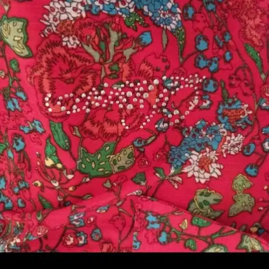 [BUNJANG] Beaded Flower Cool Blouse / 비즈 플라워 쿨 블라우스