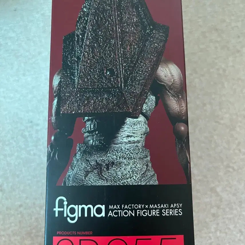 [BUNJANG] Silent Hill 2 Pyramid Head Figma Figure / 사일런트 힐2 삼각두 피그마