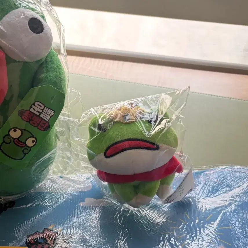 [BUNJANG] Lucky Game Frog Plush Keychain / 운빨 존많겜 개구리 인형 키링