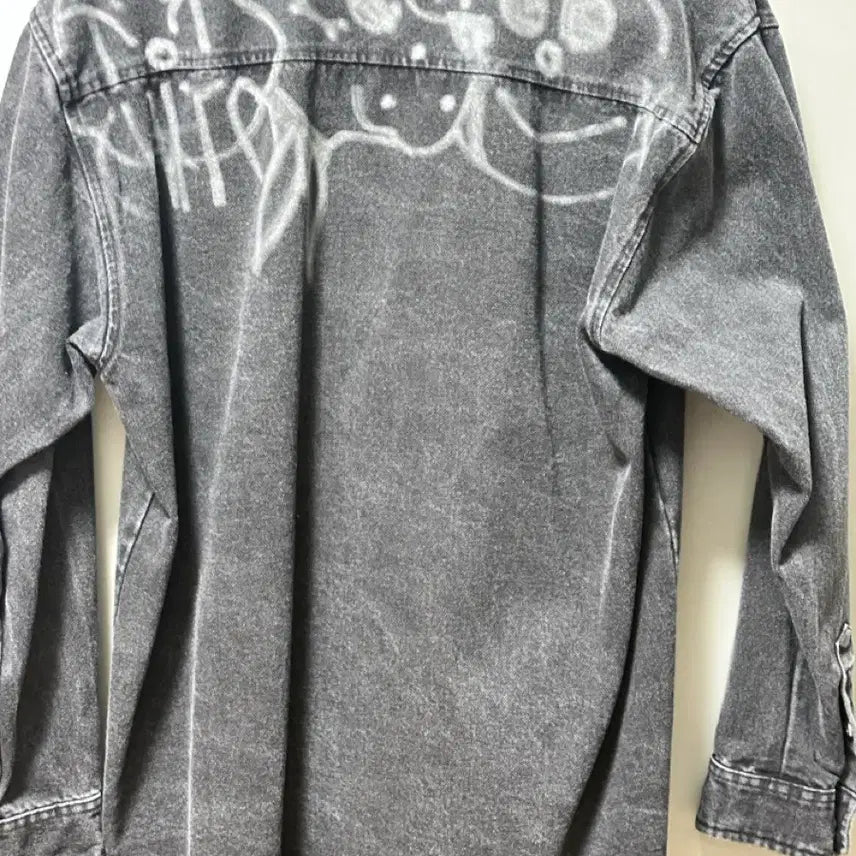 [BUNJANG] Chito Signed Hand-Painted Denim Shirt / 1 of 1 치토 chito 페인팅 데님 셔츠