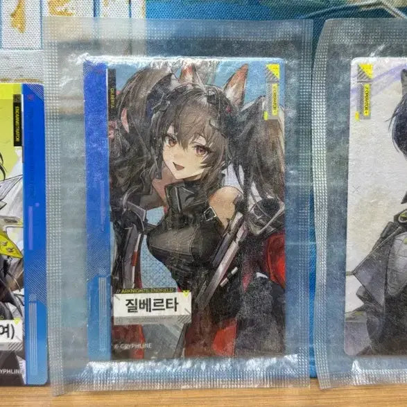 [SOLD OUT] GS25 엔드필드 햄버거 포토카드 3종(관리자(여), 질베르타, 카치르)