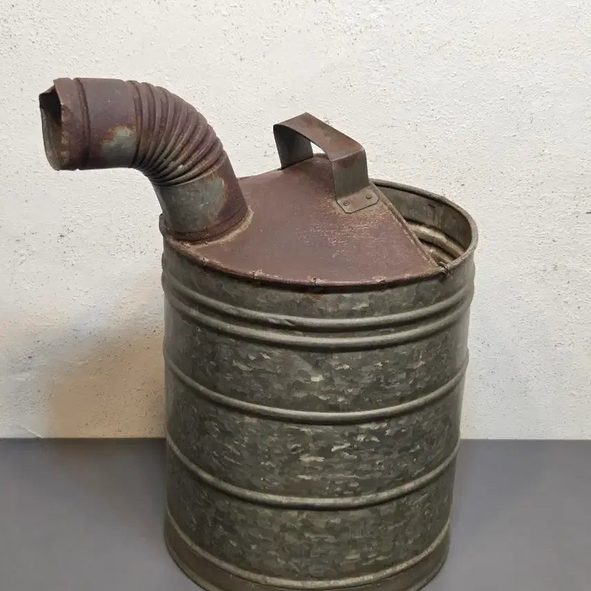 [BUNJANG] U.S.A. Vintage Tin Oil Can / U.S.A 빈티지 양철 급유기