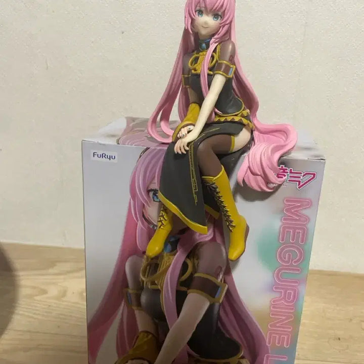 [BUNJANG] Megurine Luka FuRyu Noodle Stopper Figure / 메구리네 루카 후류 누들 스토퍼