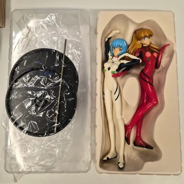 [BUNJANG] Tsukuda Hobby Neon Genesis Evangelion Rei Ayanami &amp; Asuka Langley Soryu 1/6 Scale Figure (Unsealed) / [개봉/미품] 츠쿠다하비 신세기 에반게리온 레이, 아스카