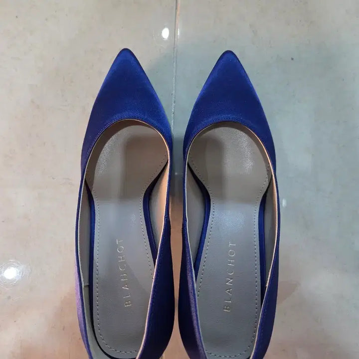 [BUNJANG] Blanssow Salma Moroccan Heels Navy/Red Brown / 블랑쇼 모로코 살마 네이비 레드브라운 220