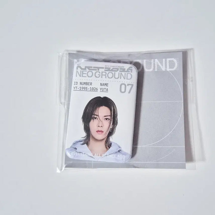 [BUNJANG] NCT 10th Anniversary Metal ID Badge YUTA / 엔시티 NCT 10주년 팝업 메탈 ID 뱃지 유타 YUTA