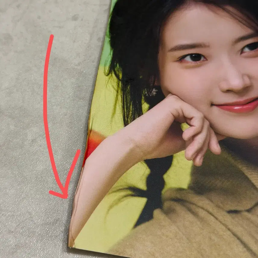 [BUNJANG] IU 2026 Birthday Lucky Draw Photocard, Cup Holder, and Postcard Set / 아이유 2026 생일 특전 포카