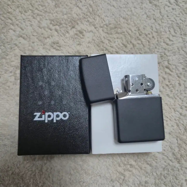 [BUNJANG] Zippo Lighter Black Matte Full Box / 지포 라이터 블랙 무광 풀박스
