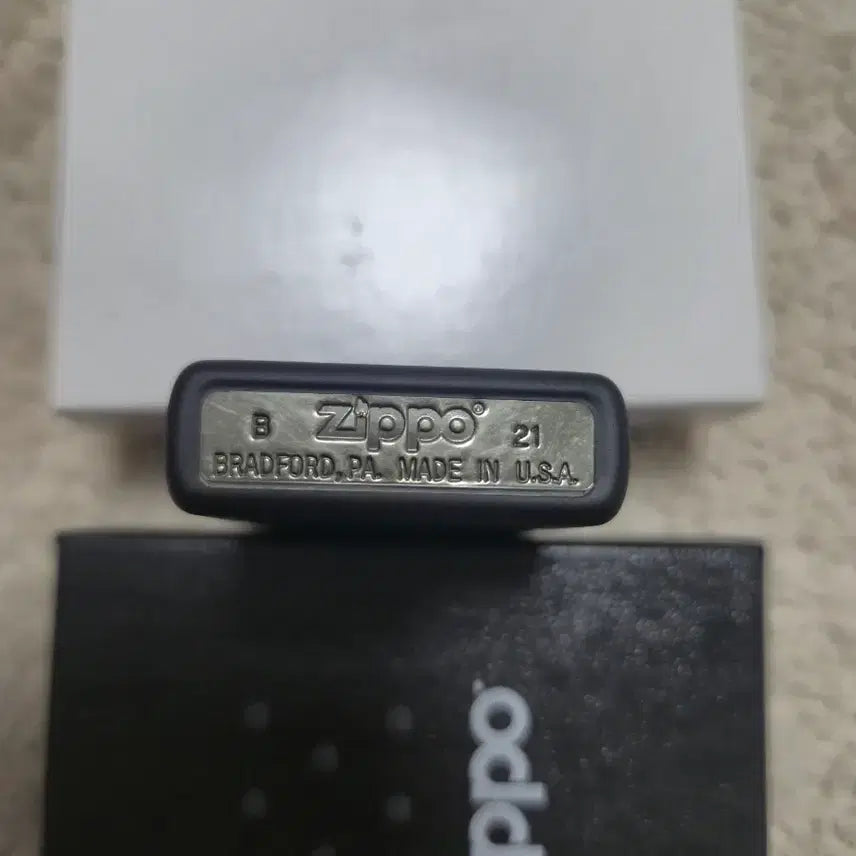 [BUNJANG] Zippo Lighter Black Matte Full Box / 지포 라이터 블랙 무광 풀박스