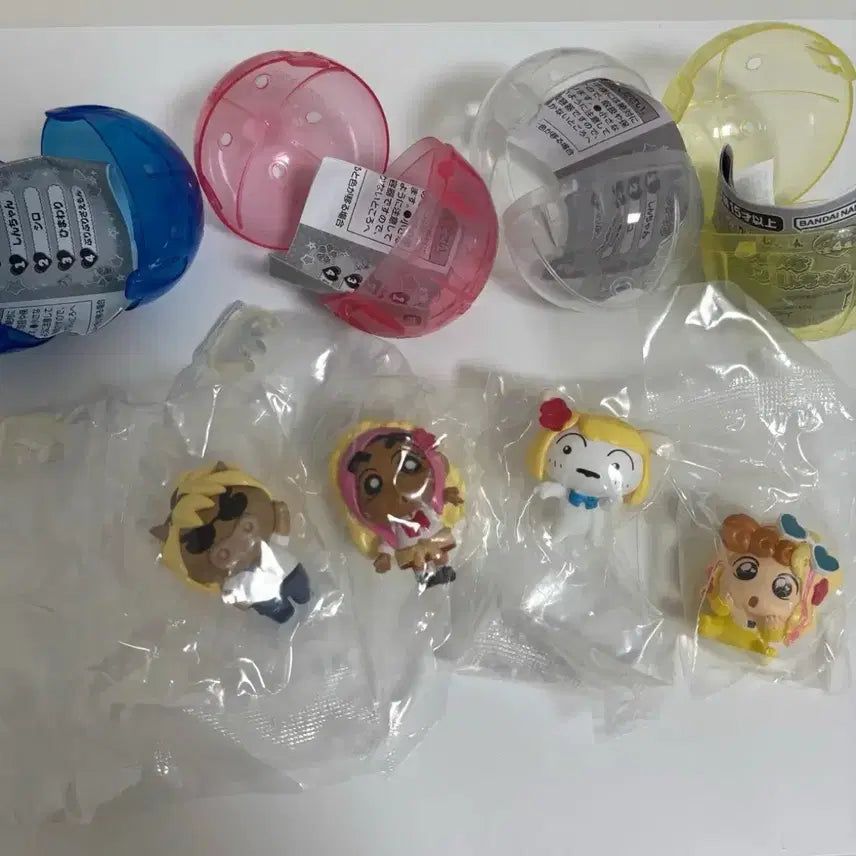 [BUNJANG] Crayon Shin-chan Gyaru Gacha Full Set / 짱구 갸루 가챠 풀세트 풀셋