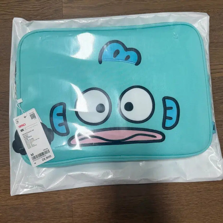 [BUNJANG] SPAO Hangyodon Pouch M / 스파오 한교동 파우치 M