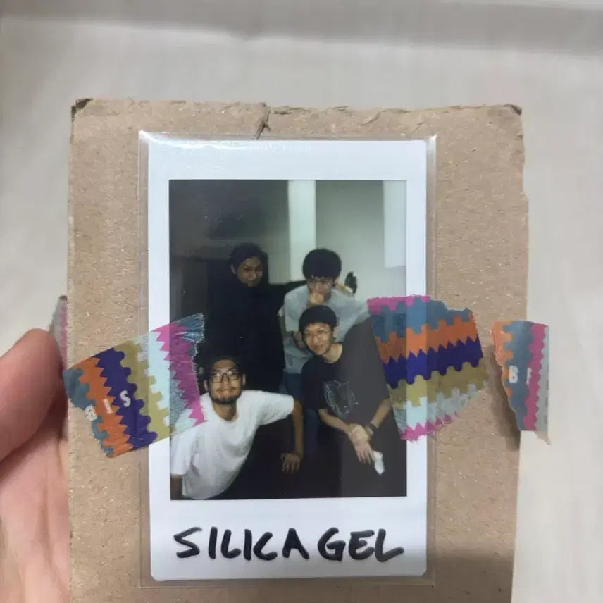 [BUNJANG] Silica Gel Signed Polaroid / 실리카겔 사인 폴라로이드