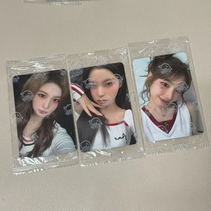 [BUNJANG] NMIXX Starry Lyric Lucky Draw Photocard Set / 엔믹스 스타리버 럭드 포카 판매 고려대착장