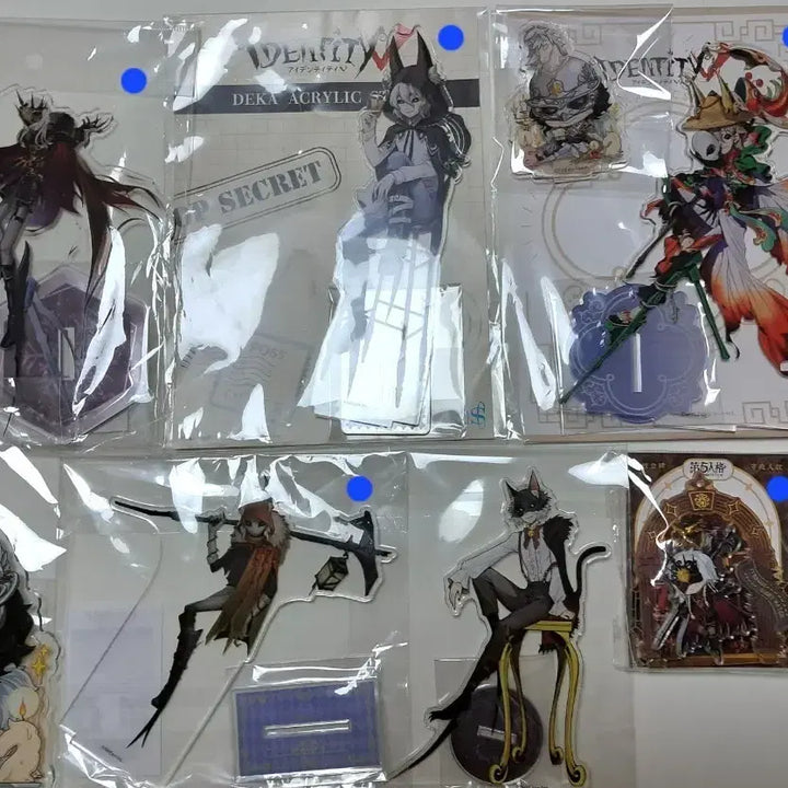 [BUNJANG] Identity V Itaqua Acrylic Stand / 제5인격 이타콰 아크릴 스탠드 판매