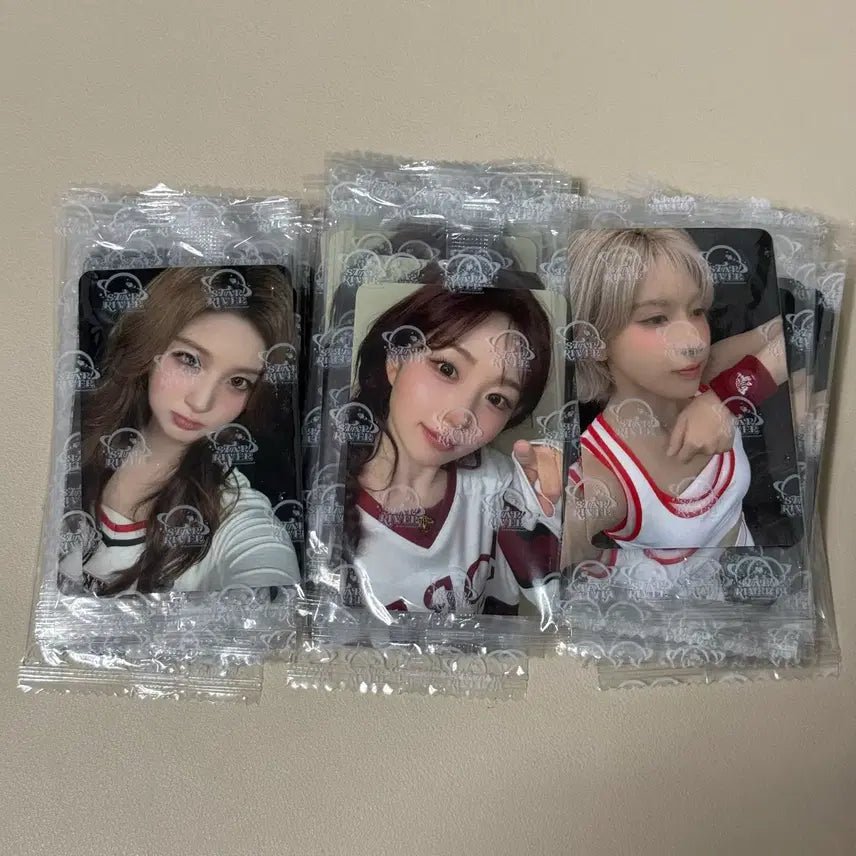 [BUNJANG] NMIXX Star River Lucky Draw Korea University Collaboration Photocard / 엔믹스 스타리버 럭드 고려대 착장 포카