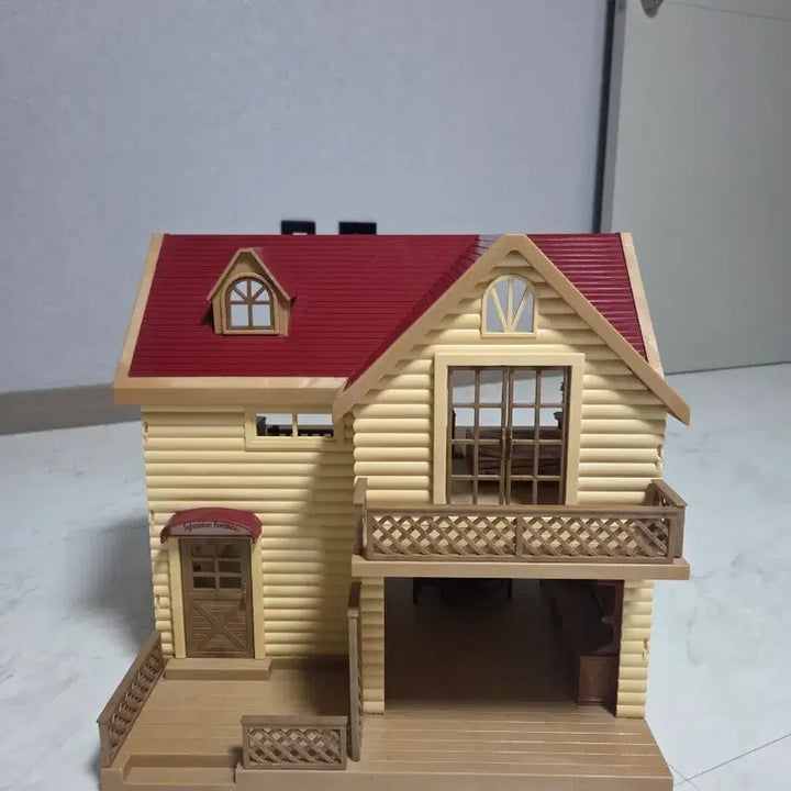 [BUNJANG] Sylvanian Families Grapevine House Playset / 실바니안 포도나무숲집