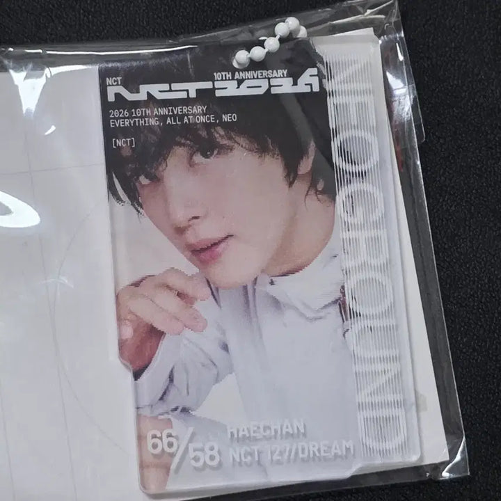 [BUNJANG] NCT 10th Anniversary Neo City: Japan Haechan Lenticular Keychain / 엔시티 10주년 팝업 네오그라운드 해찬 렌티큘러 키링