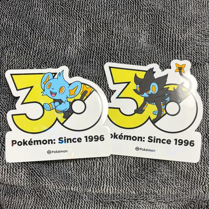 [BUNJANG] Pokemon 30th Anniversary Logo Sticker Set (Luxio, Shinx) / 한국한정] 포켓몬 30주년 로고 스티커 꼬링크 렌트라 세트