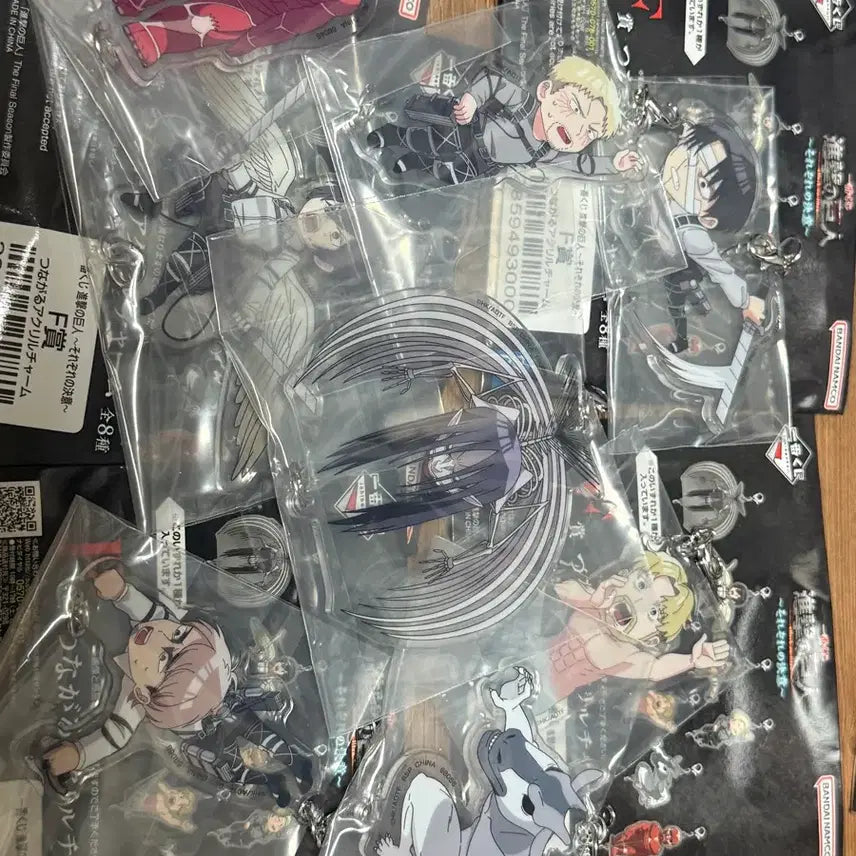 [BUNJANG] Attack on Titan F-Prize Acrylic Stand Full Set / 진격의거인 f상 대롱아크릴 풀세트
