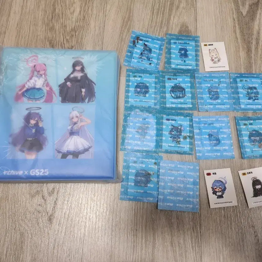 [BUNJANG] Blue Archive Photocard Book &amp; 16 Types of Stickers Bundle Set / 블아 포토카드북,블아 띠부씰 16종 일괄판매합니딘