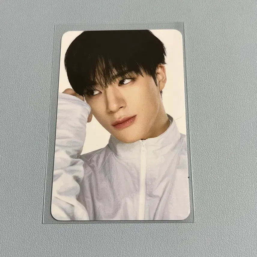 [BUNJANG] NCT 10th Anniversary Pop-Up Entry Photocard Jeno / 엔시티 10주년 팝업 입장 포카 양도 제노