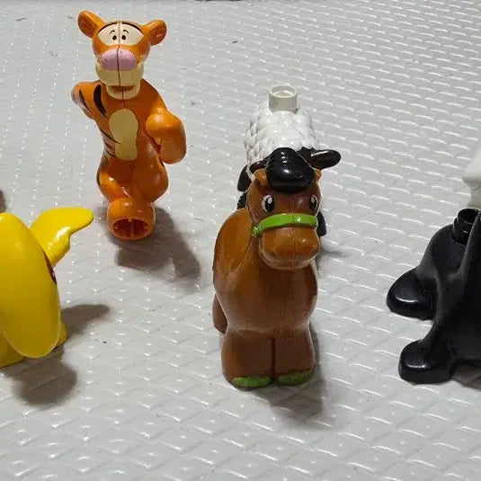 [BUNJANG] LEGO Duplo Winnie the Pooh Tigger Figure / 고전 올드레고 희귀레고 듀플로 곰돌이 푸 티거