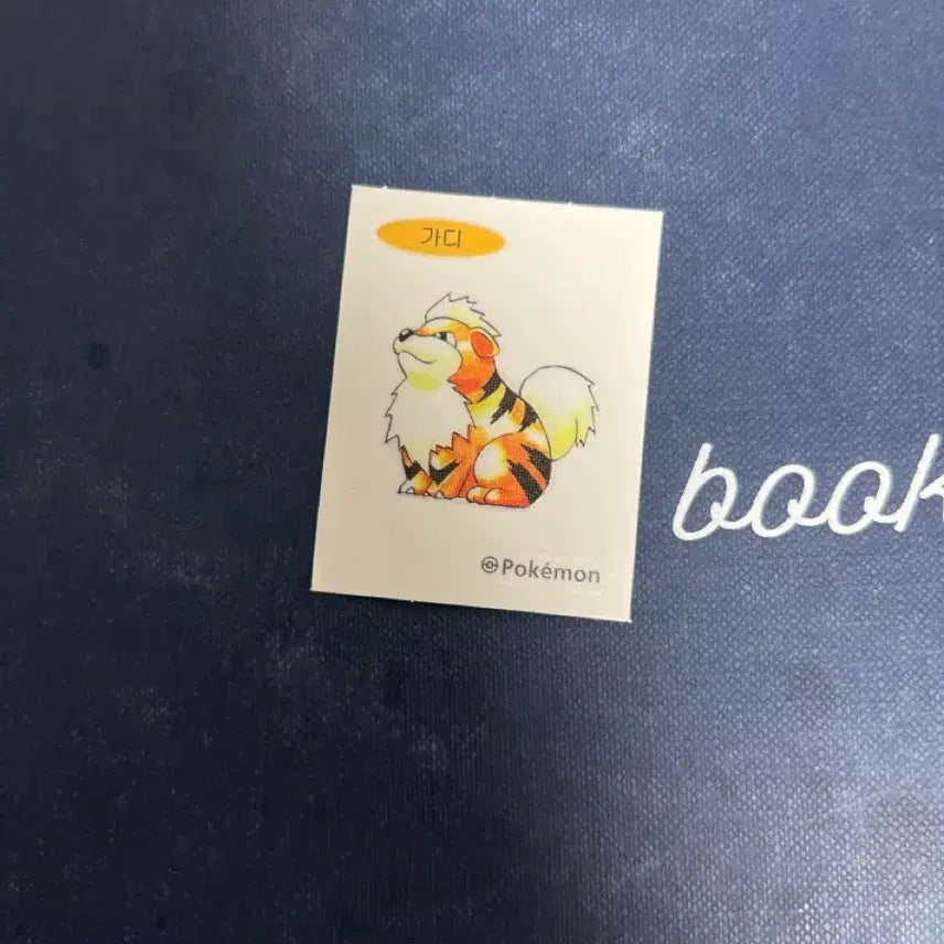 [BUNJANG] Pokemon 30th Anniversary Sticker - Gardie / (포켓몬 30주년 띠부씰) 가디
