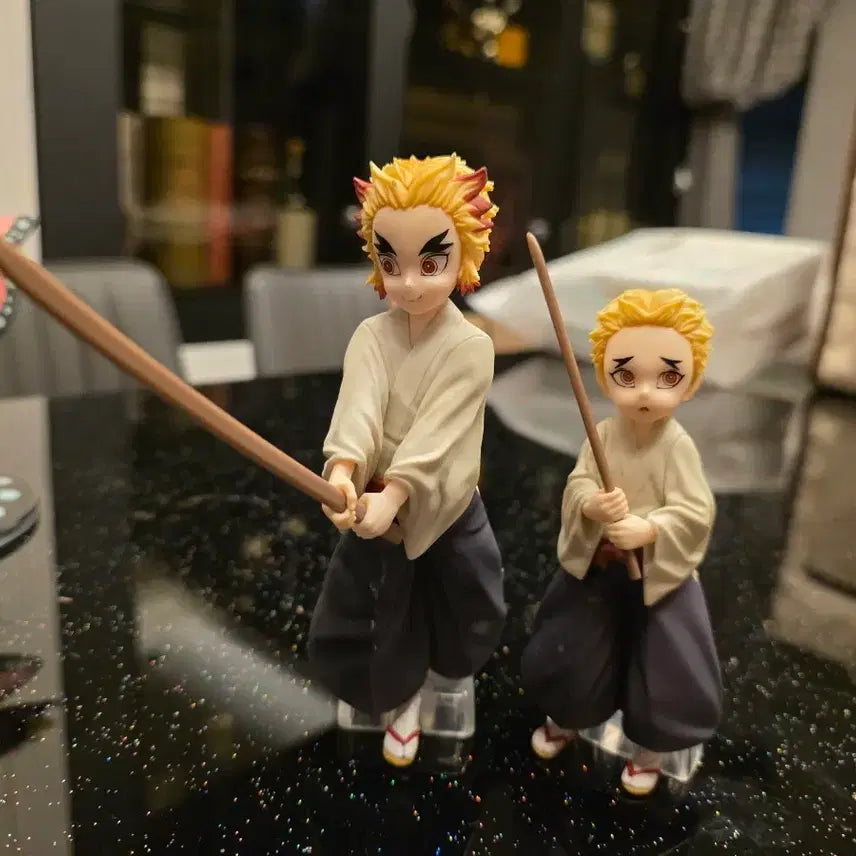 [BUNJANG] Demon Slayer Rengoku Brothers Figure / 귀멸의 칼날 렌고쿠 형제 피규어