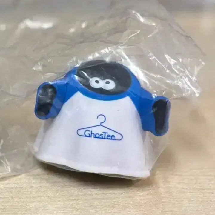 [BUNJANG] GhosTee Blue T-shirt Gacha Figure (Sealed) / GhosTee 고스티 파란티셔츠 가챠 피규어 미개봉