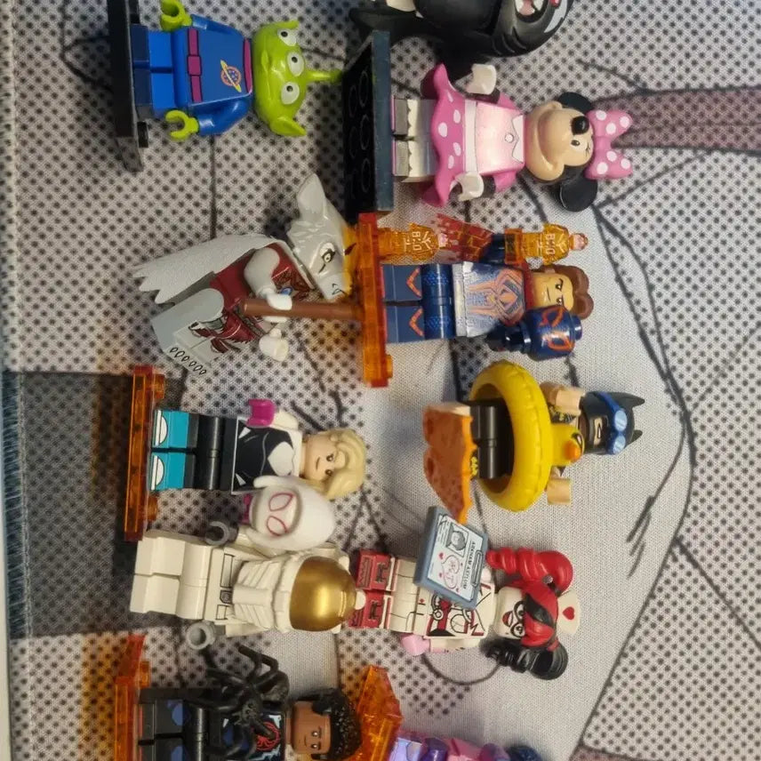 [BUNJANG] Lego Minifigure Spider-Man, Disney, Batman / 레고 미니피규어 스파이더맨 디즈니 배트맨 등
