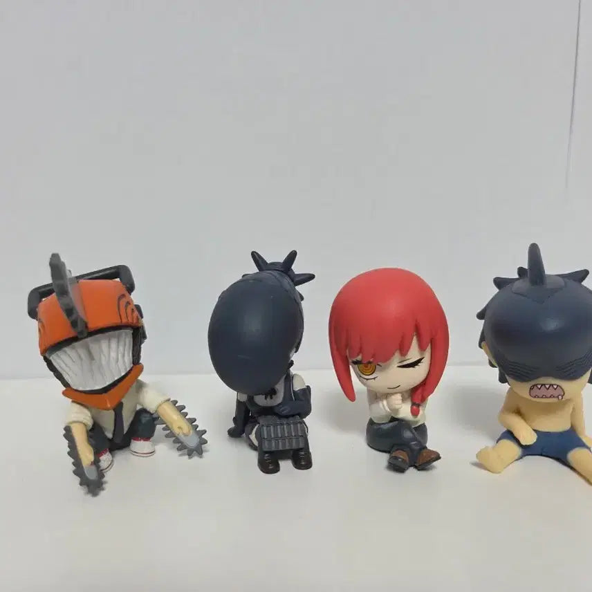 [BUNJANG] Chainsaw Man - The Red Specter (Reze) Shoulder Hugger Gacha Figure Set / 체인소맨 레제편 어깨쿵 가챠 피규어 4종 일괄