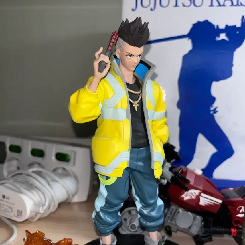 [BUNJANG] Cyberpunk: Edgerunners Pop Up Parade David Figure / 사이버펑크 엣지러너 팝업 퍼레이드 데이비드 피규어 판매