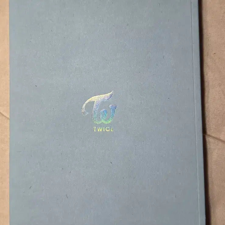 [BUNJANG] TWICE 2016 Debut Photobook / 희귀 2016 데뷔 트와이스 포토북 TWICE PHOTOBOOK