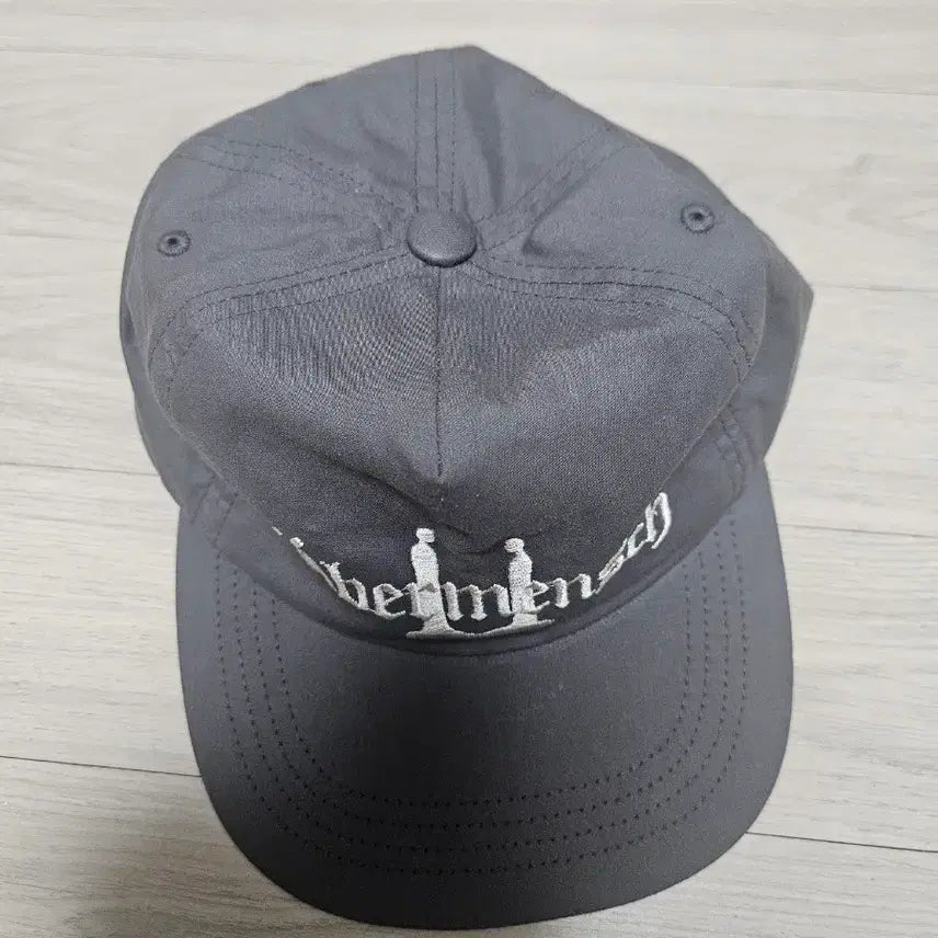 [BUNJANG] G-Dragon Wearable Mensch Hat Charcoal / 지디 위버멘쉬 모자 차콜