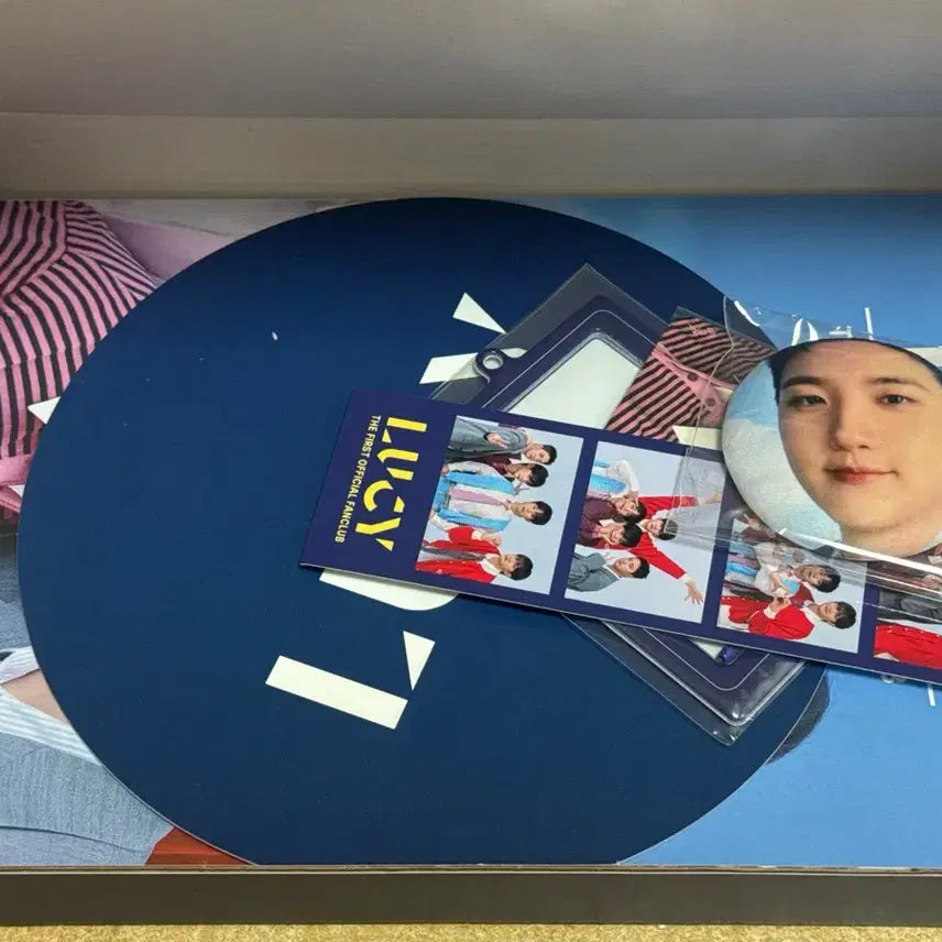 [BUNJANG] LUCY Official 1st Fanclub Kit / LUCY 공식 1기 팬클럽 키트