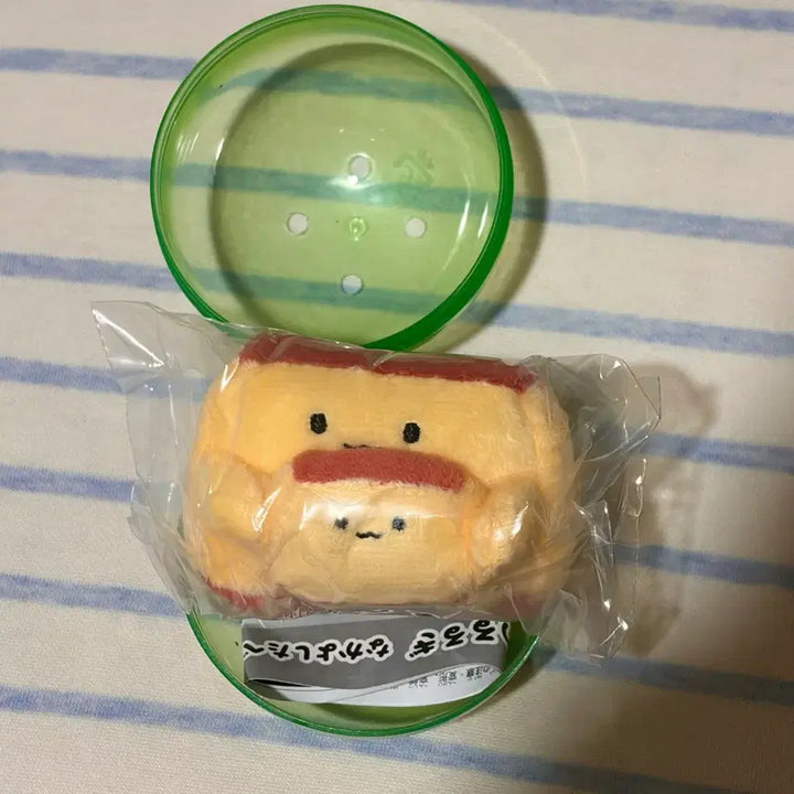 [BUNJANG] Warurugi Castella Gacha (Plush) / 와루루기 사이좋은 음식 가챠(카스테라)