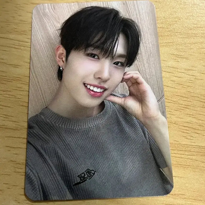 [BUNJANG] NEXZ Hyui Apple Music Lucky Draw Photocard / 넥스지 휴이 라더바 애플뮤직 미공포