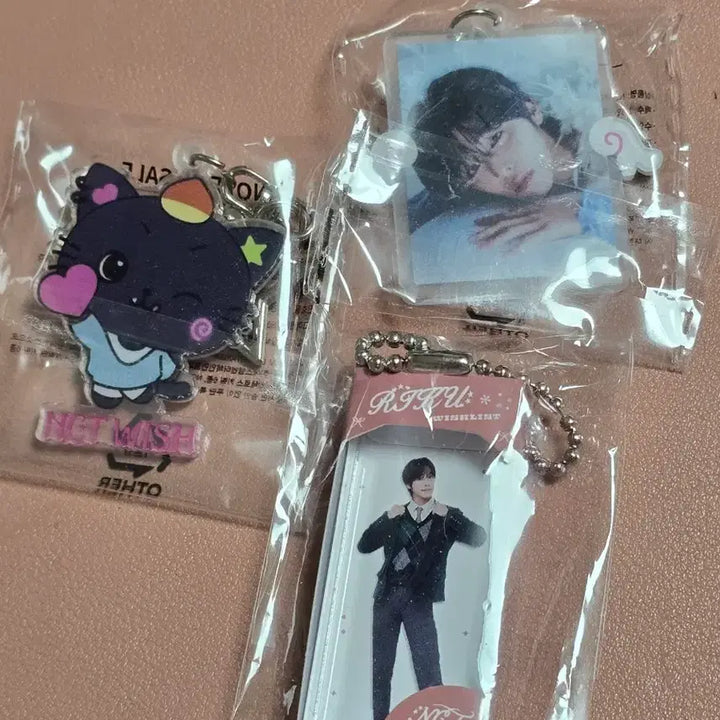 [BUNJANG] NCT WISH Riku Seven Eleven Collaboration Keychain Set / 엔시티 위시 리쿠 세븐일레븐 쿠리 키링 일본 리쿠 키링 세트 양도