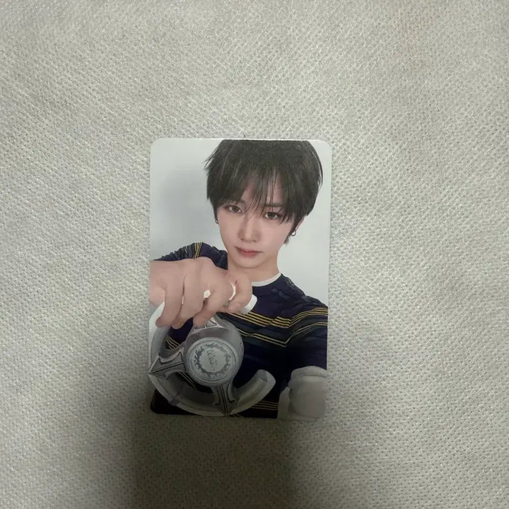 [BUNJANG] ALDI ONE Lightstick POB Photocard / 알디원 응원봉 안신포카 양도합니다~!