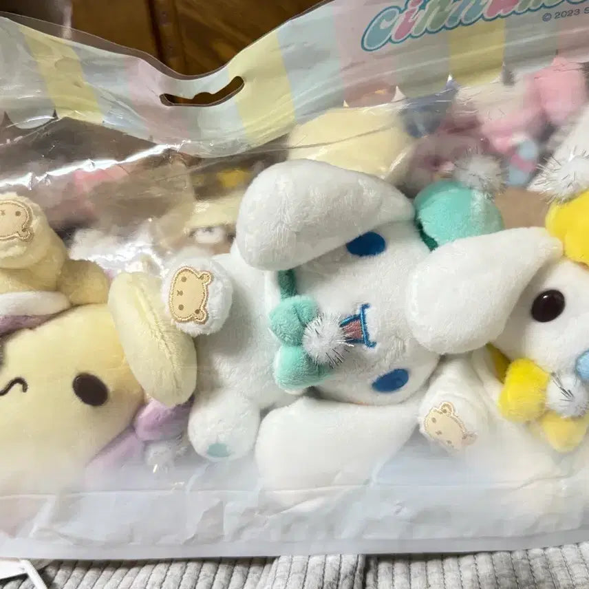 [BUNJANG] Sanrio Cinnamonroll Milk Espresso Plush Mascot Keychain Set / 산리오 시나모프렌즈 시나모롤 밀크 에스프레소 인형 마스코트 키링 세트