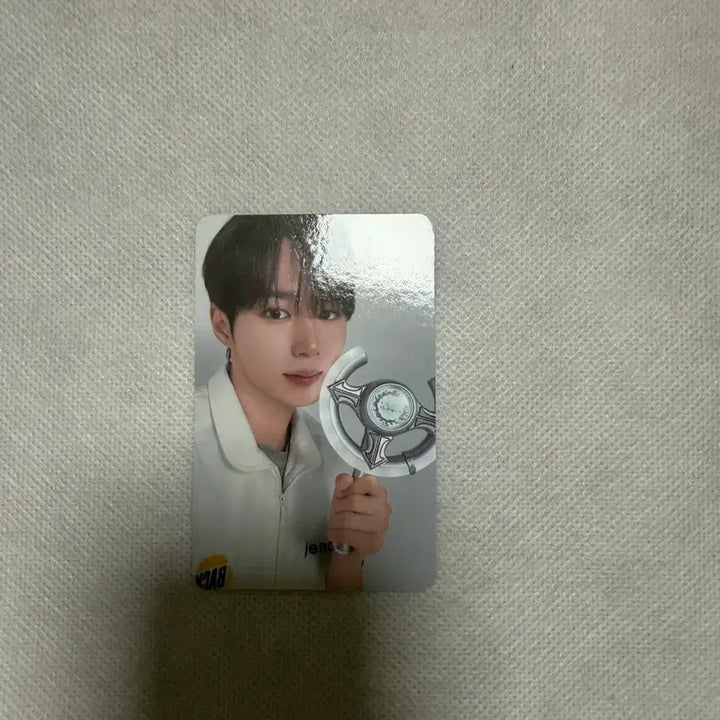 [BUNJANG] Verivery Dongheon Photocard / 알디원 응원봉 준서 포카 양도합니다~!