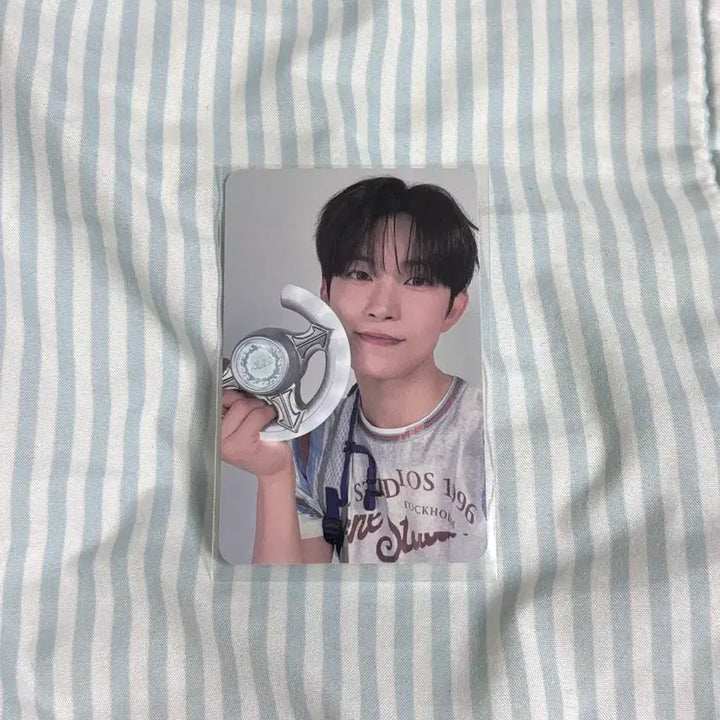 [BUNJANG] Alphadrive 1 Kim Geonwoo Cheer Stick Photocard / 알디원 건우 응원봉 포카 // 알파드라이브원 김건우