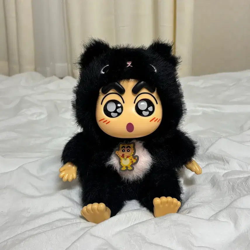 [BUNJANG] Crayon Shin-chan Labubu Plush Medium (Cat) / 짱구 라부부 인형 중형 (고양이)