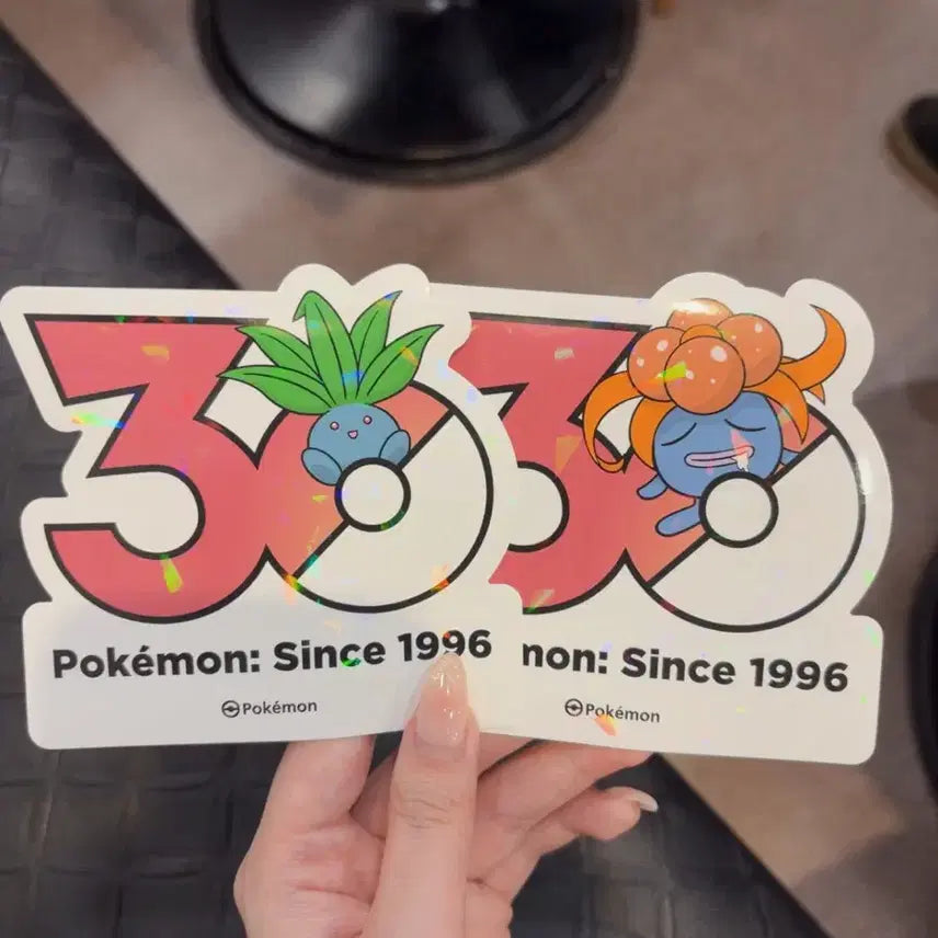 [BUNJANG] Bayleef Gloom Pokémon 30th Anniversary Stickers / 뚜벅쵸 냄새꼬 포켓몬 30주년 기념 스티커