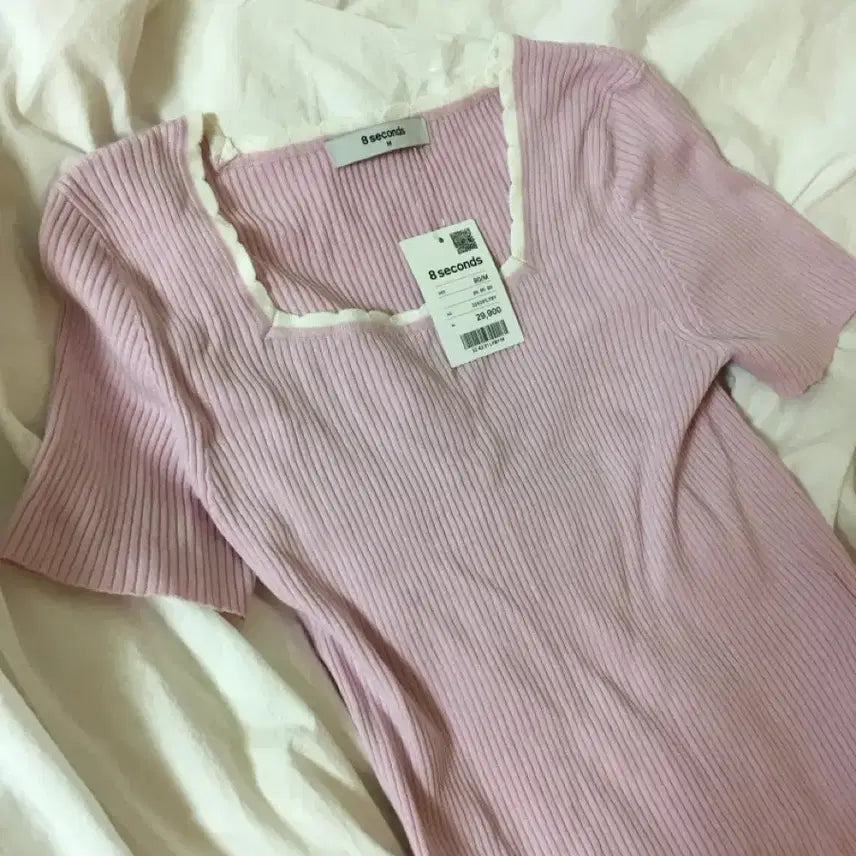[BUNJANG] 8seconds Jennie-Inspired Ribbed Cotton Blend T-Shirt / 제니깔 핀터깔 에잇세컨즈 티